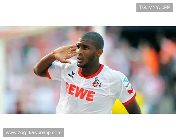 “华金·托比利亚的进攻威胁与防守能力，成就阿根廷美洲狮队的全能防线”